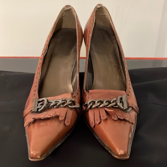 Stuart Weitzman Spectator-style Kitten Heel - Picture 6 of 10